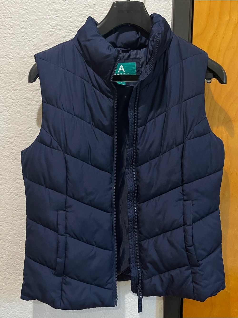 Aeropostale navy blue Puffer vest